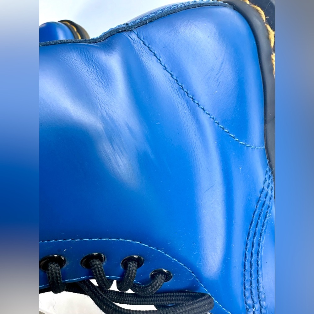 Dr. Martens Blue 1460 Lace-Up Leather Boots, size 5 women, 4 men - Picture 11 of 14